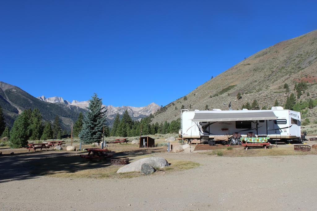 Twin Lakes Resort 布里奇波特 客房 照片