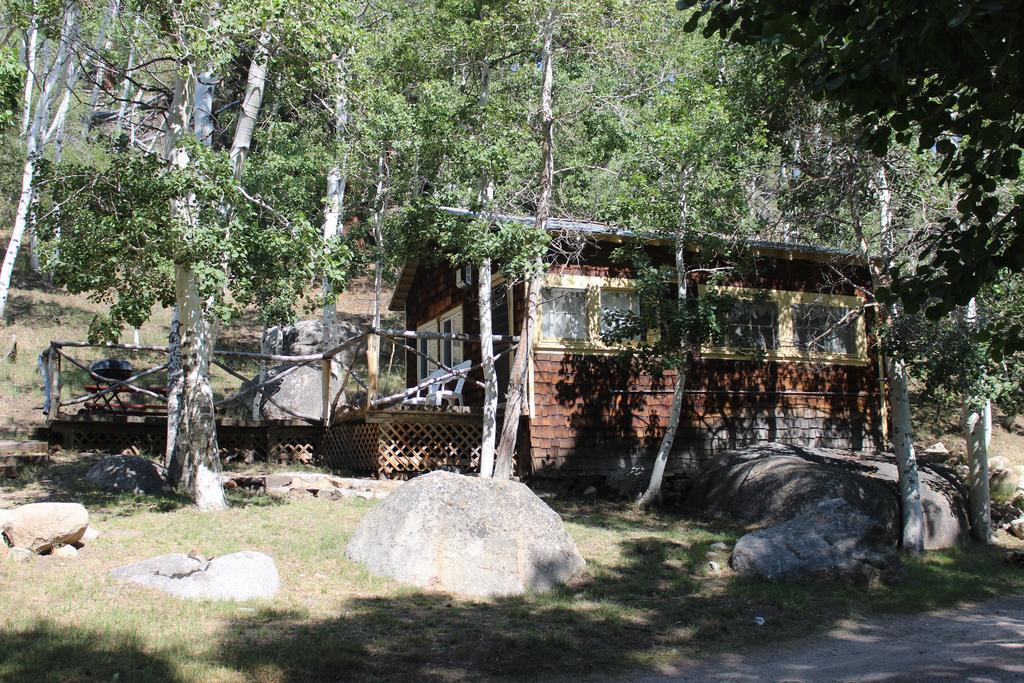 Twin Lakes Resort 布里奇波特 外观 照片